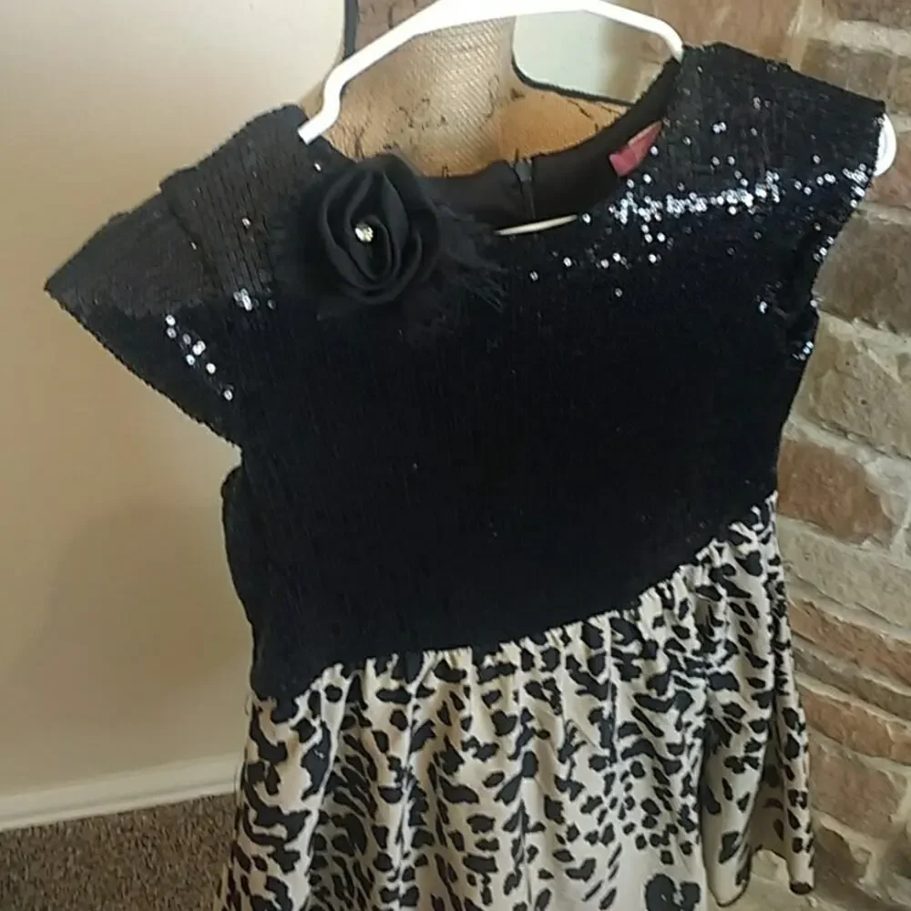 Le pink Black Sequin Animal Print Dress sz 12